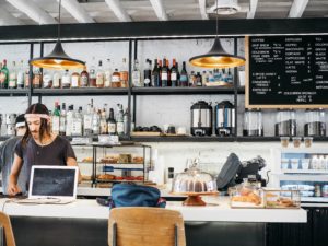 conditions contrat étudiant